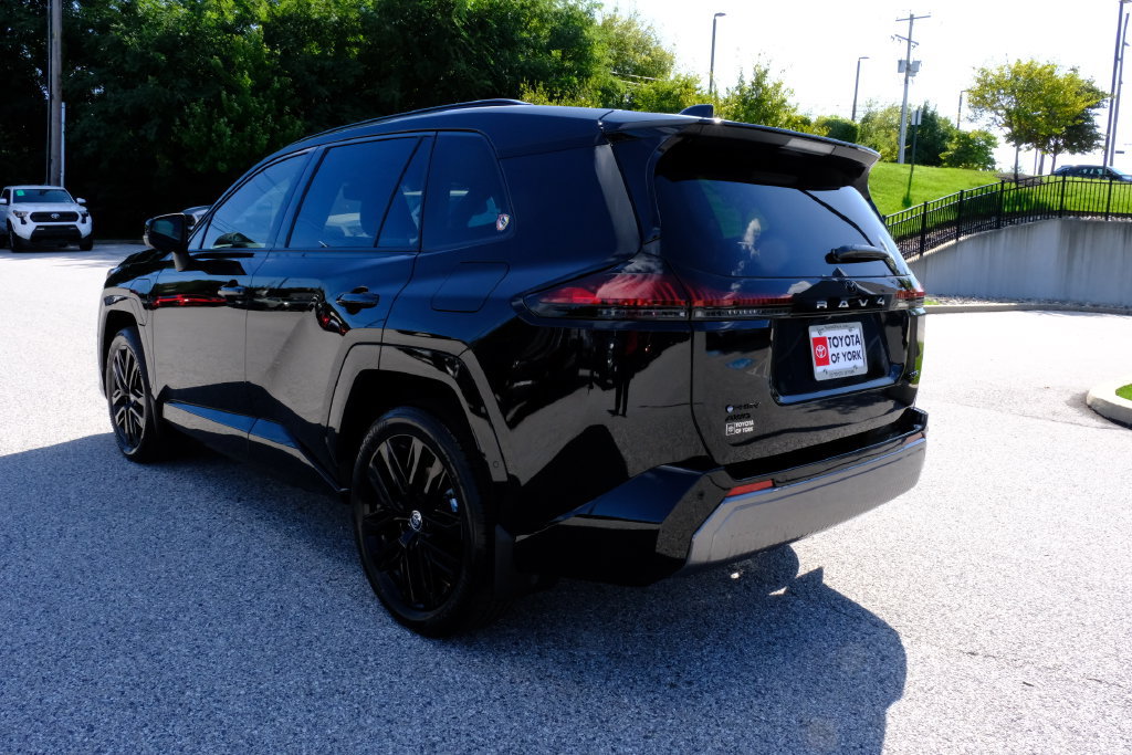 New 2026 Toyota RAV4 XSE w/ Panoramic Sun Roof Package AWD/4WD image 5