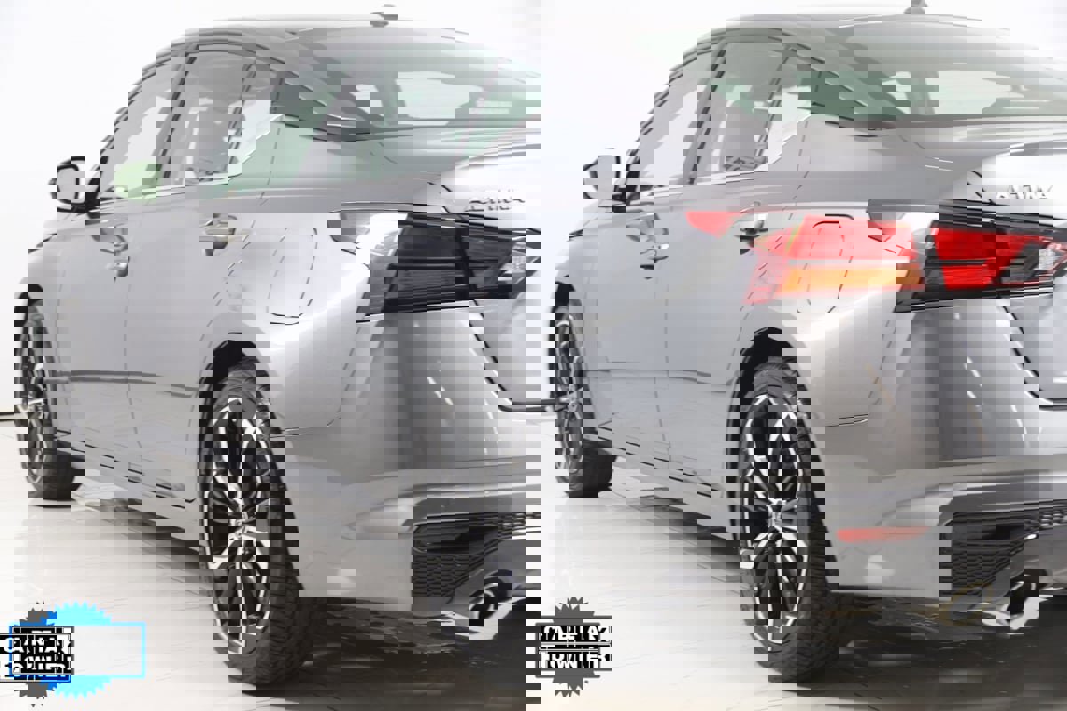 Used 2023 Nissan Altima 2.5 SR image 19