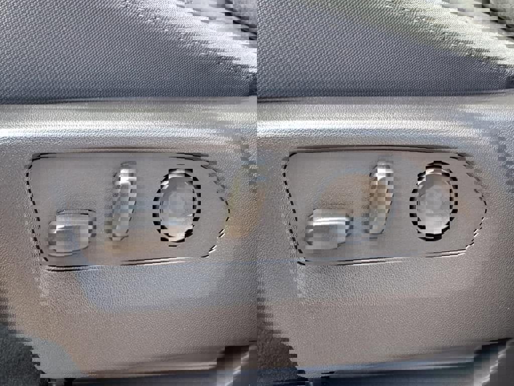 New 2025 Chevrolet Silverado 2500 Custom w/ Custom Value Package image 12