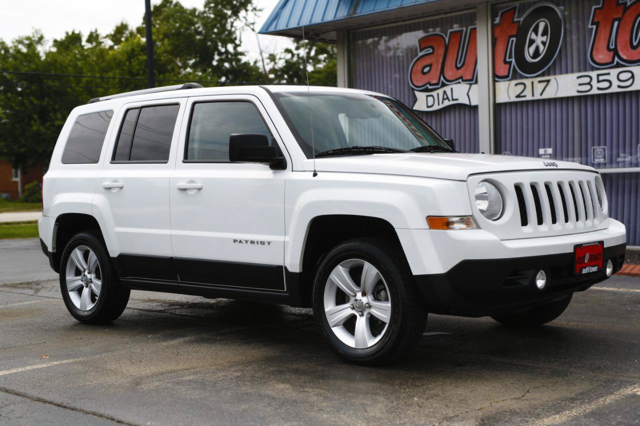 Used 2014 Jeep Patriot Limited w/ Sun/Sound Group AWD/4WD image 21