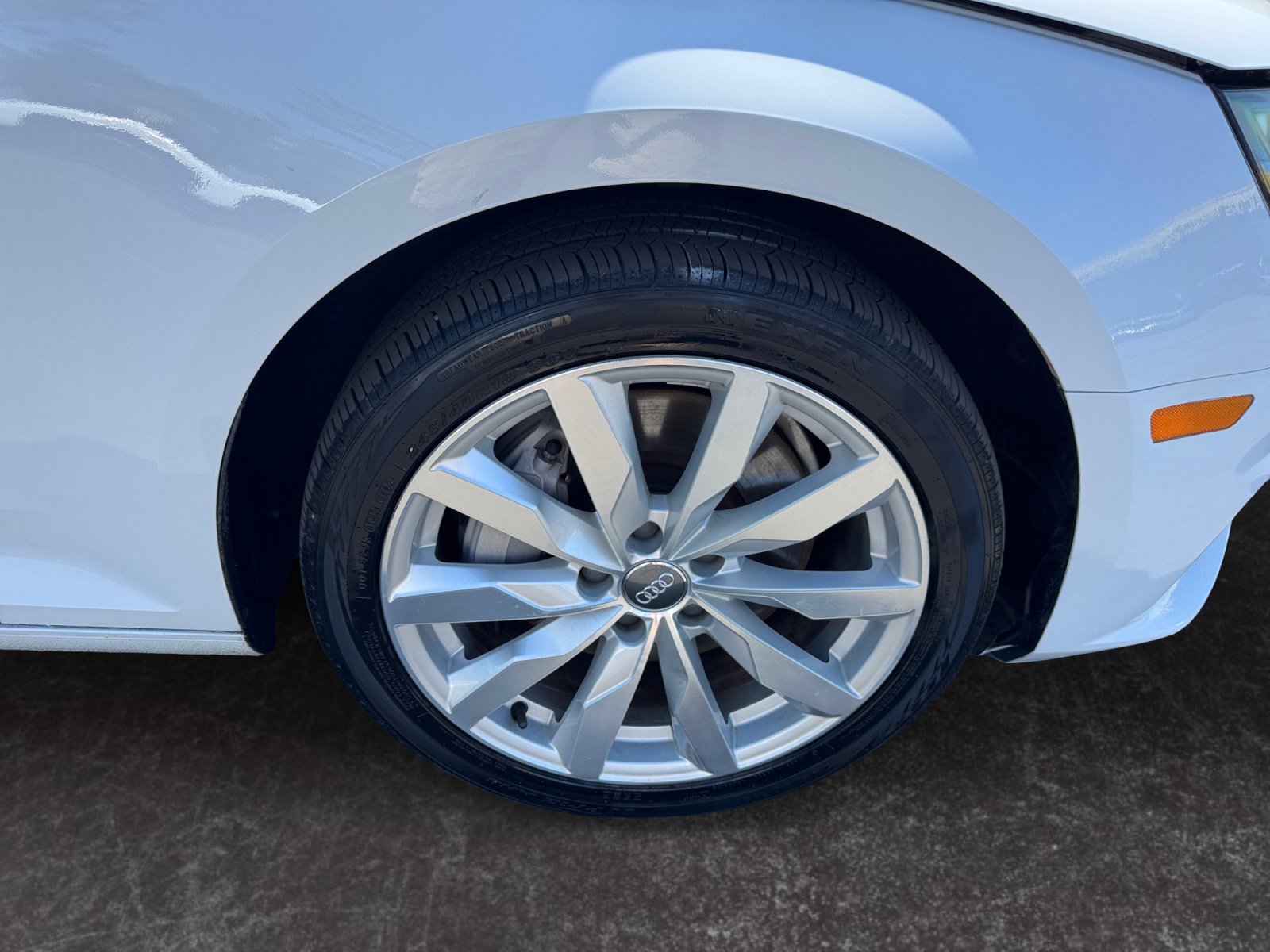Used 2017 Audi A4 2.0T Premium w/ Audi MMI Navigation Plus FWD image 14