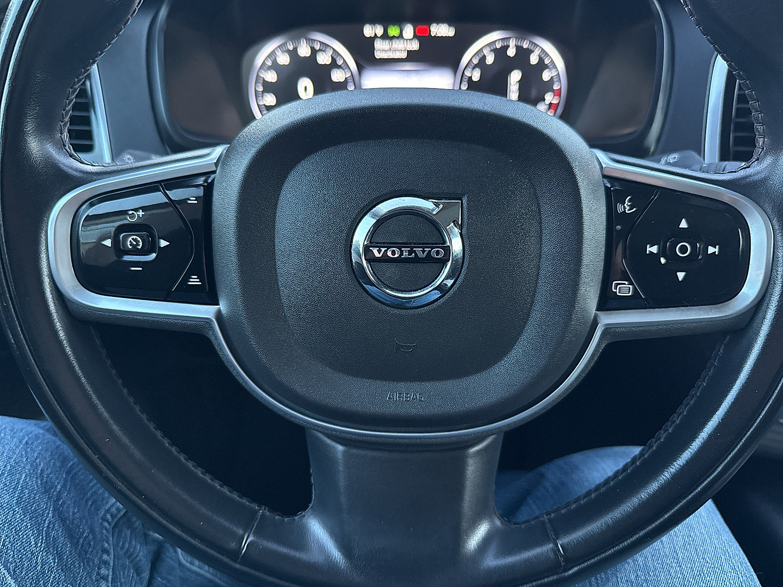 Used 2022 Volvo XC90 T6 Inscription w/ Advanced Package AWD/4WD image 49