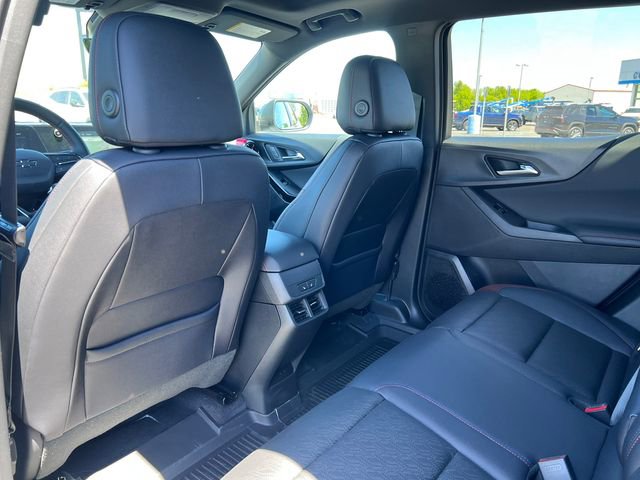 New 2026 Chevrolet Equinox RS w/ Convenience Package III AWD/4WD image 35