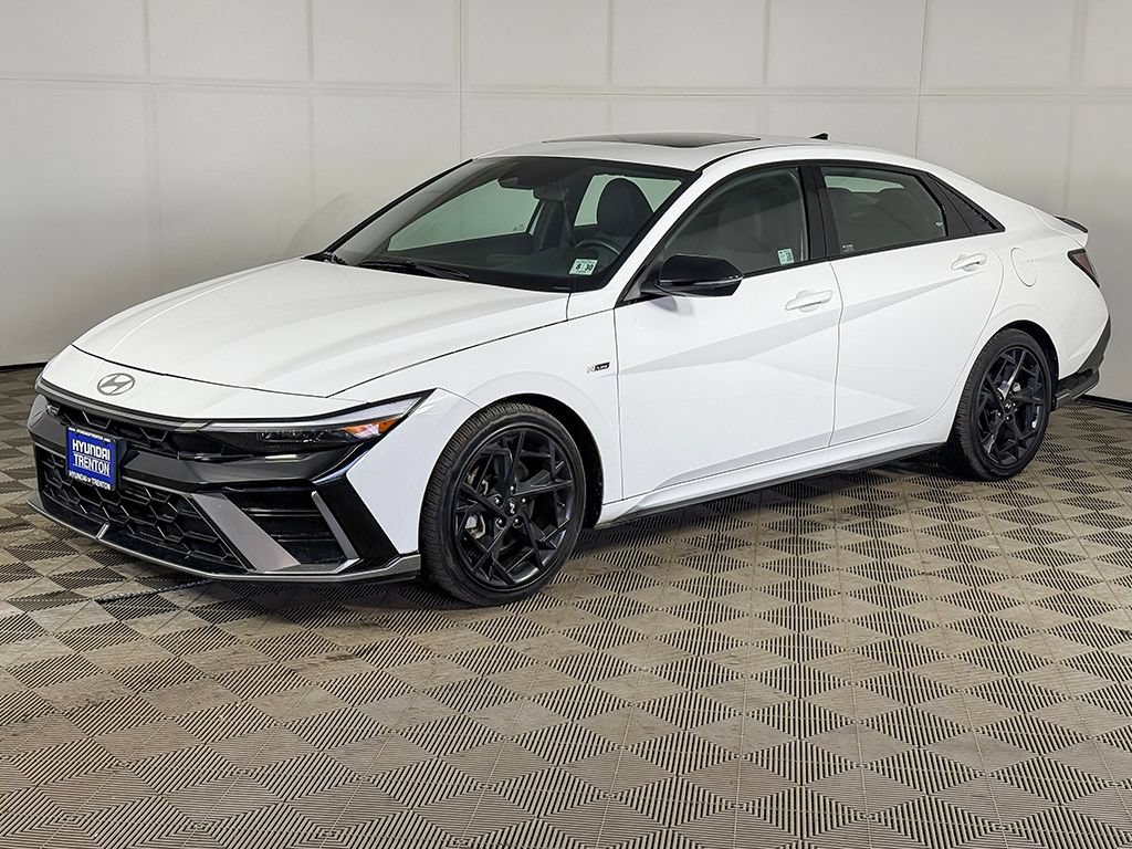Certified 2025 Hyundai Elantra N Line FWD image 10