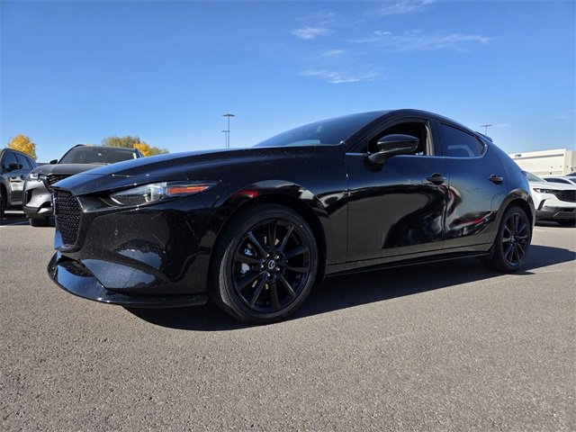 New 2026 MAZDA MAZDA3 Hatchback w/Premium Plus Pkg image 2