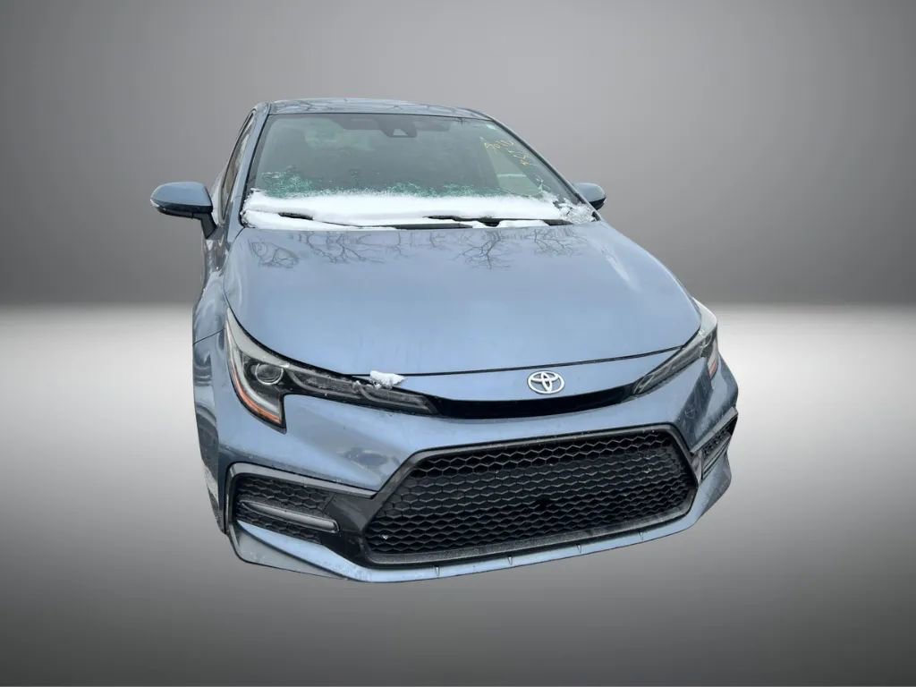 Used 2020 Toyota Corolla SE image 2