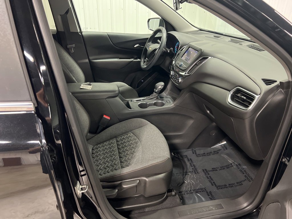 Used 2023 Chevrolet Equinox LT image 8