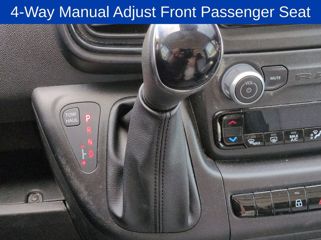 Used 2025 RAM ProMaster 2500 w/ Convenience Group FWD image 18