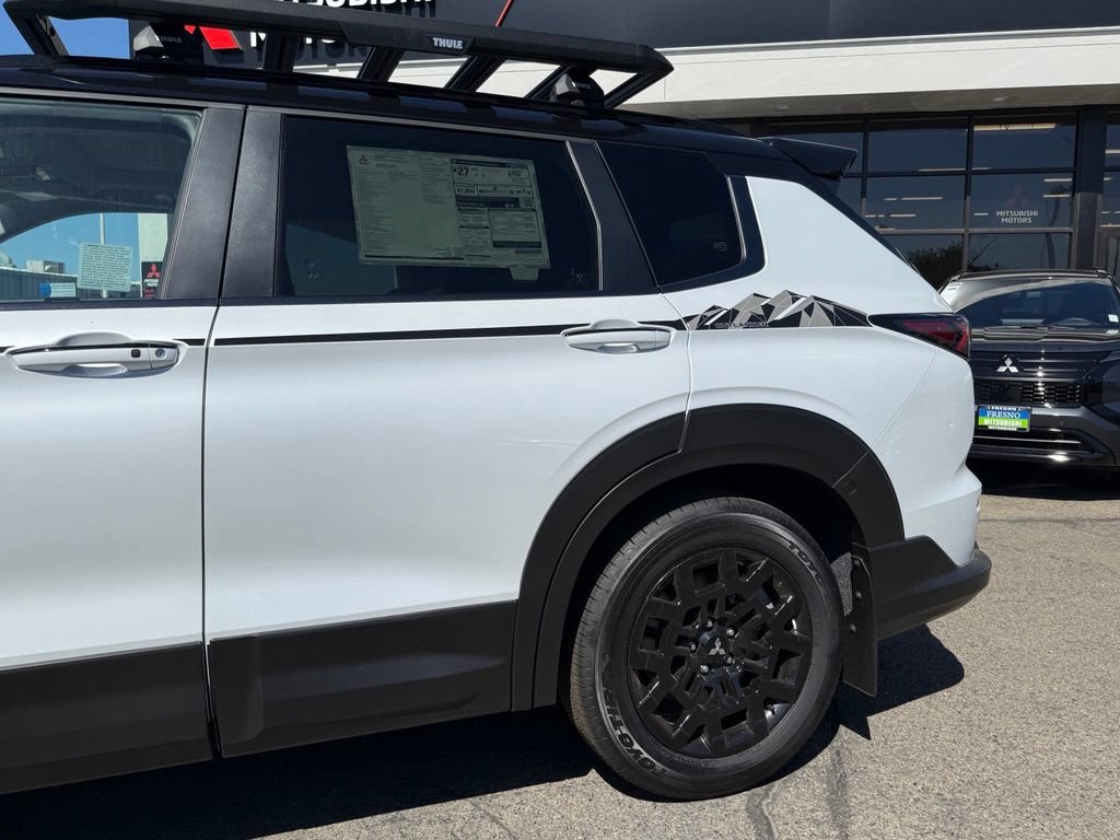 New 2026 Mitsubishi Outlander AWD image 6