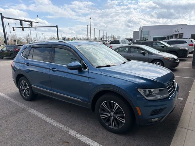 Used 2018 Volkswagen Tiguan SEL image 4