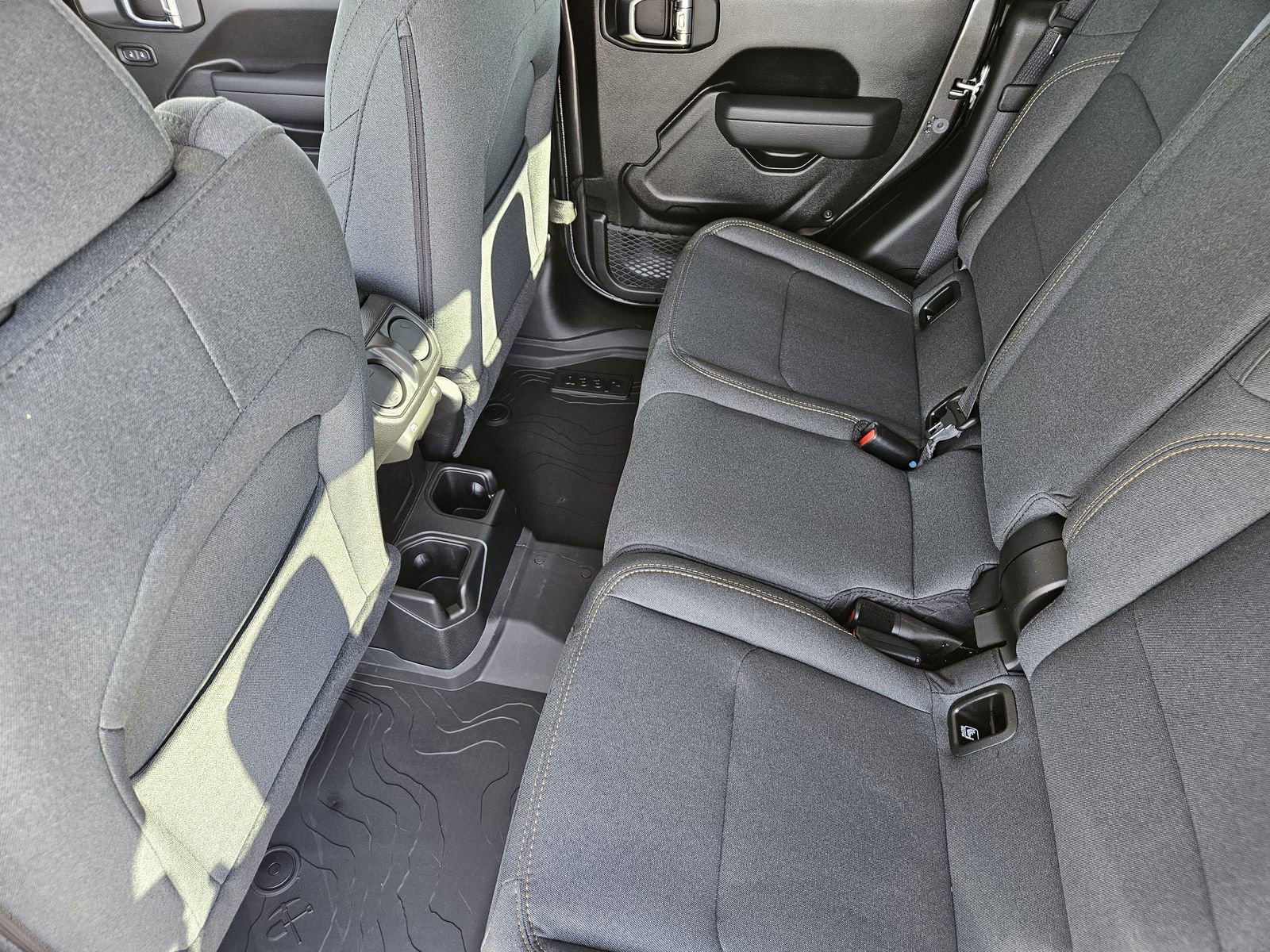 New 2026 Jeep Gladiator Sport AWD/4WD image 26