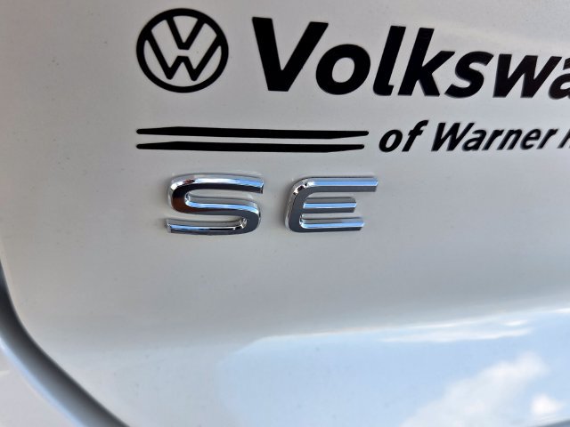 New 2026 Volkswagen Atlas Cross Sport SE FWD image 11