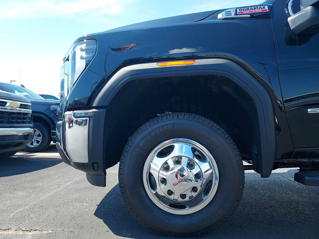 New 2026 GMC Sierra 3500 SLE AWD/4WD image 16