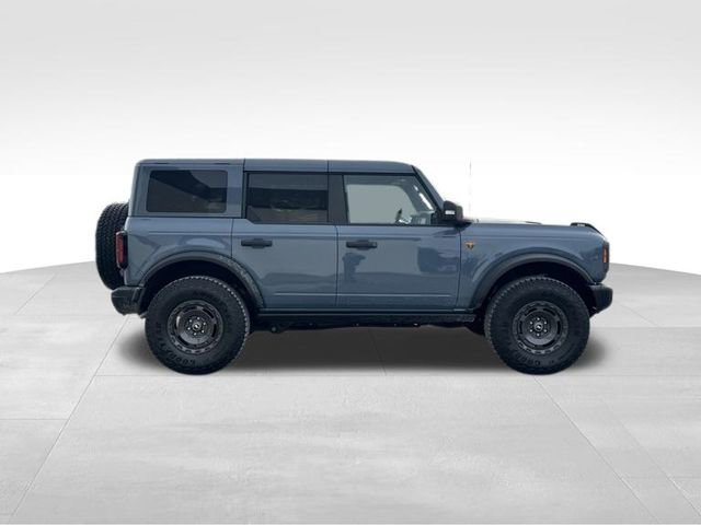 Used 2025 Ford Bronco Badlands image 8