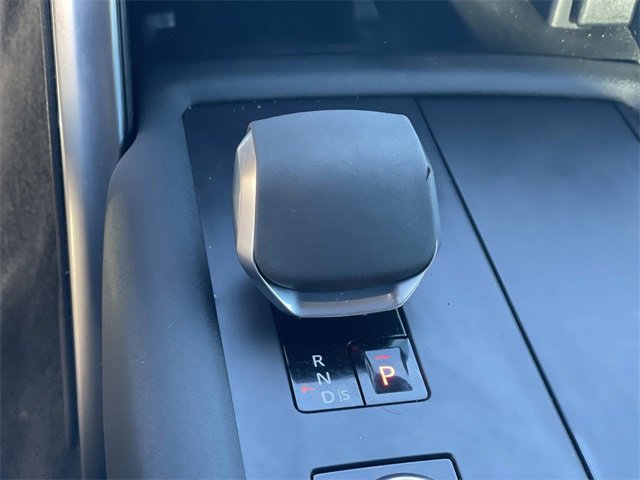 Used 2023 Land Rover Discovery HSE R-Dynamic image 16