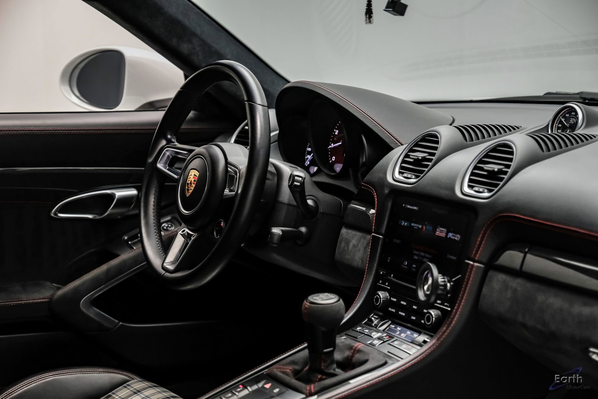 Used 2019 Porsche 718 Cayman GTS RWD image 52
