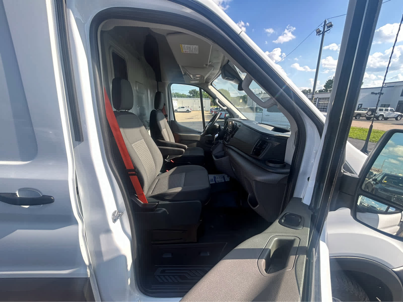 Used 2023 Ford Transit 250 w/ Load Area Protection Package image 12