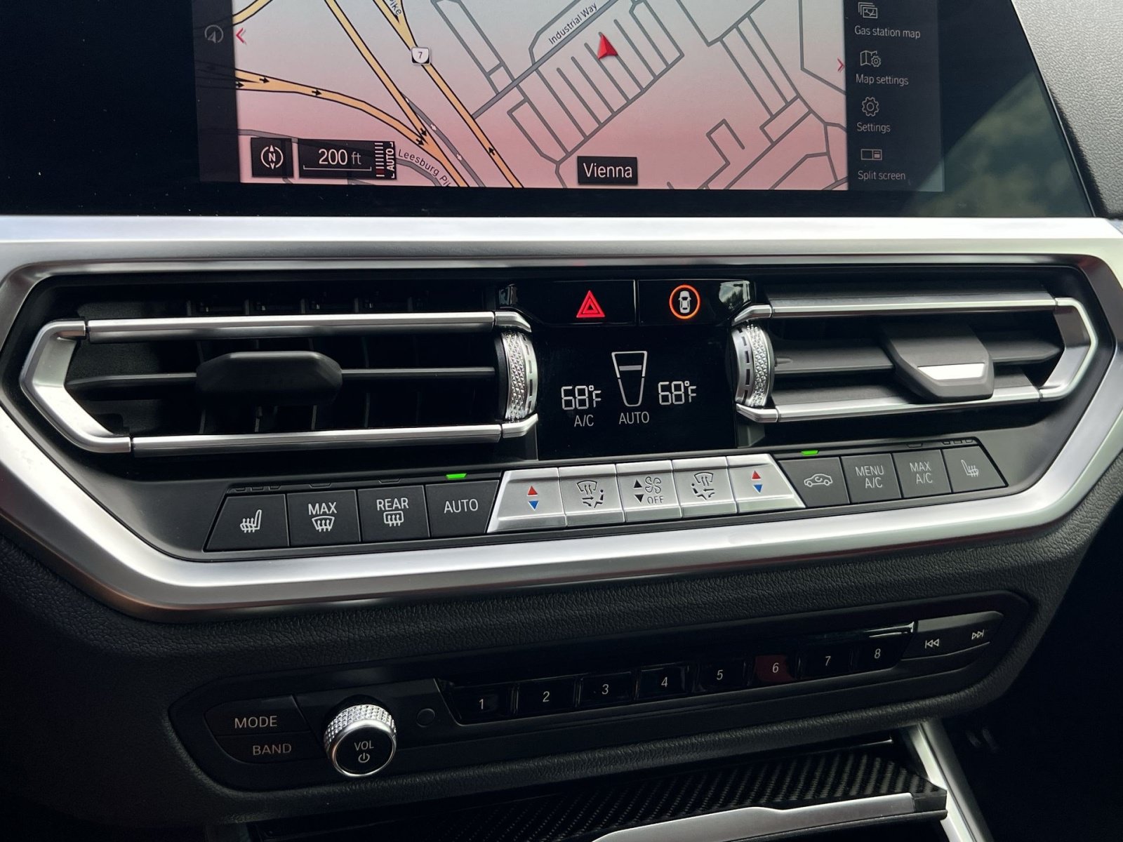 Used 2022 BMW M4 Competition w/ M Carbon Exterior Package RWD image 21