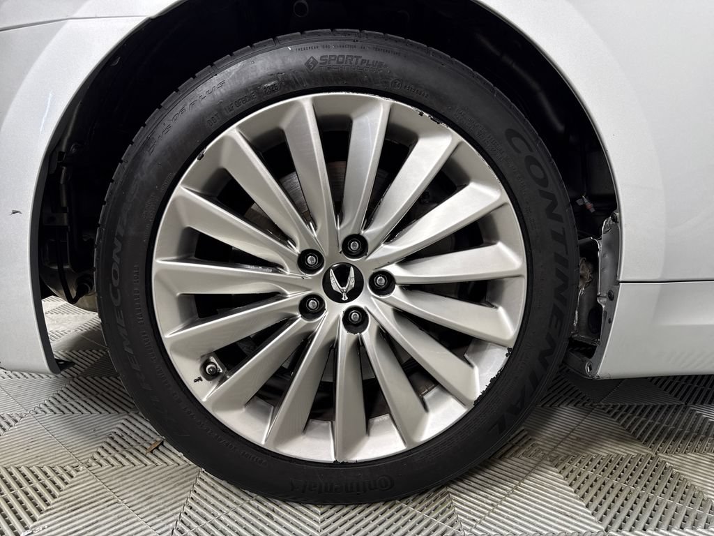 Used 2016 Hyundai Equus Signature RWD image 23