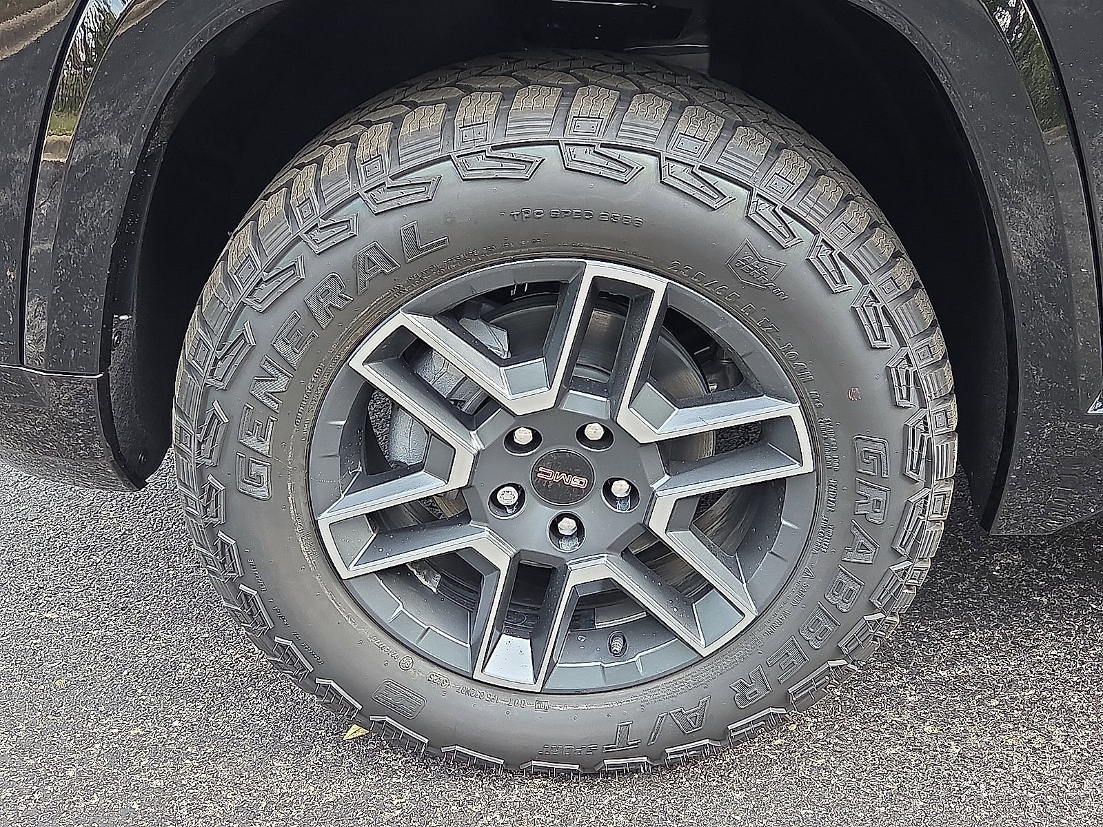 New 2026 GMC Terrain AT4 w/ Technology Package II image 7