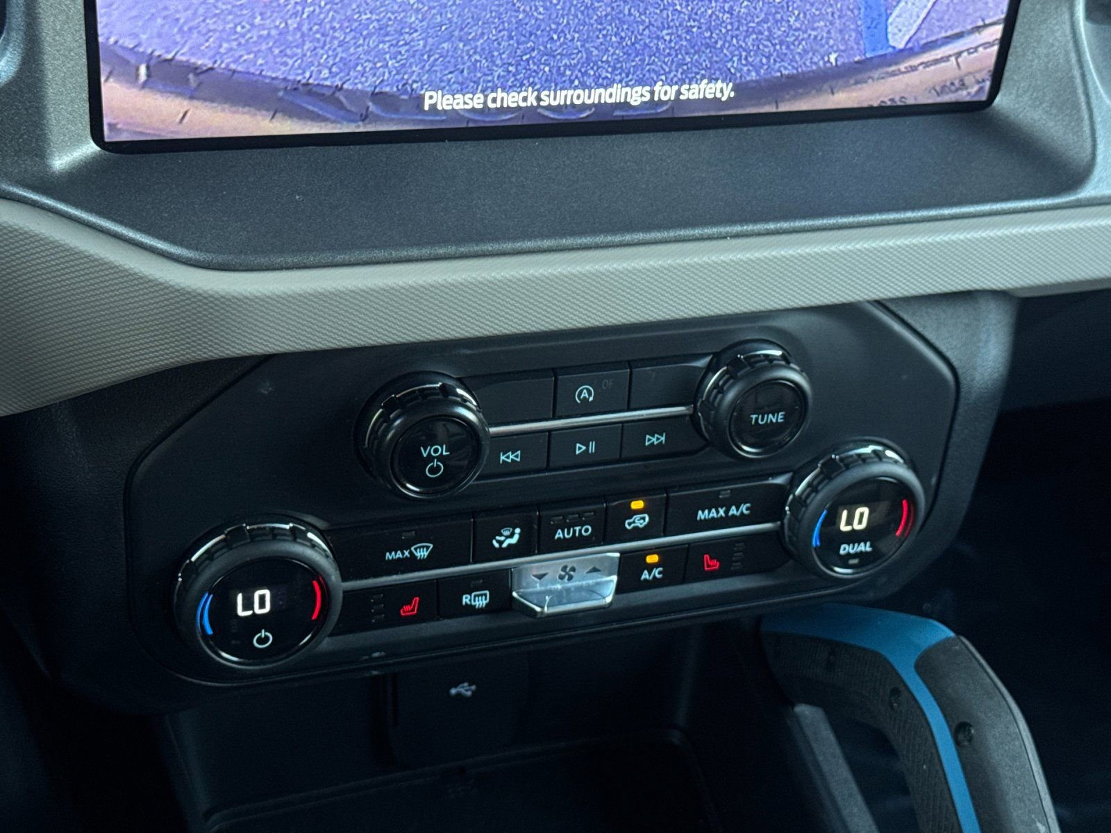 Used 2024 Ford Bronco Wildtrak AWD/4WD image 24
