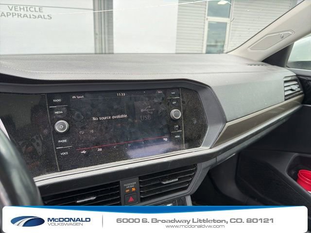 Used 2019 Volkswagen Jetta SEL Premium FWD image 6