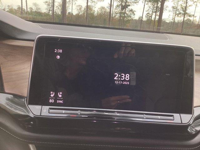 Used 2024 Volkswagen Atlas SE image 17