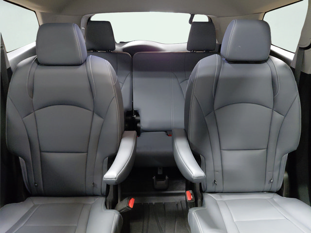 Certified 2021 Buick Enclave Premium w/ Sun and Sites Package FWD image 30