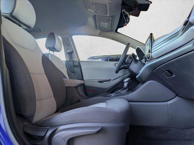 Used 2020 Hyundai Ioniq SE image 19