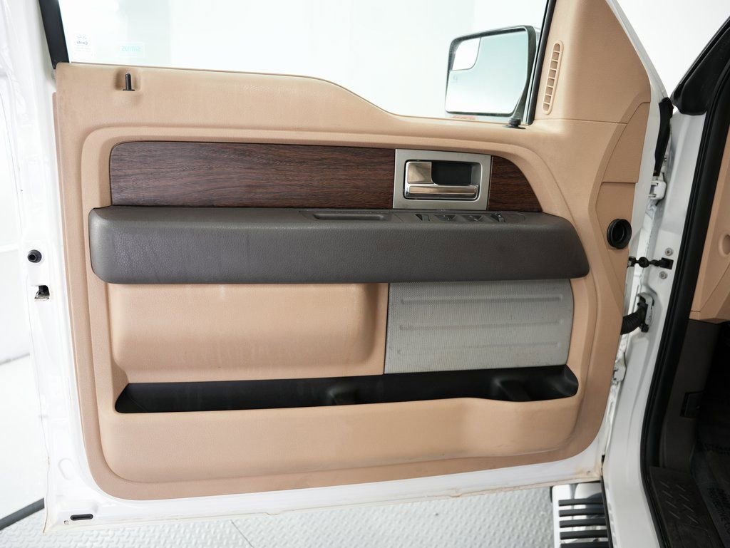 Used 2014 Ford F150 Lariat w/ Lariat Chrome Package RWD image 41