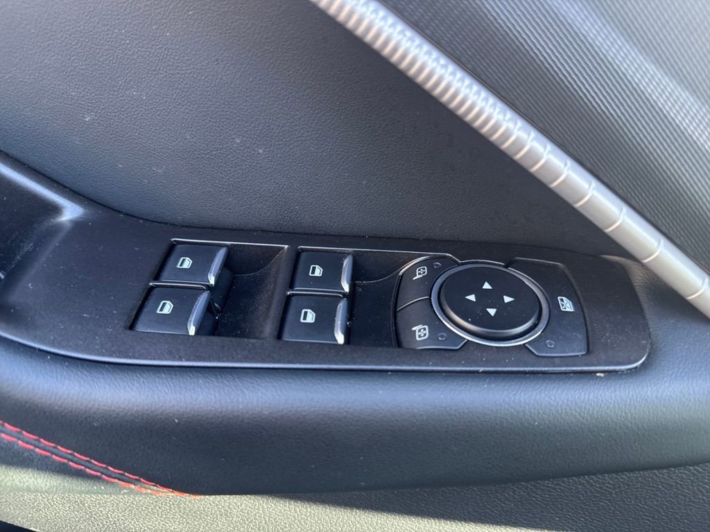 Used 2025 Ford Explorer ST-Line w/ ST-Line Street Pack image 11