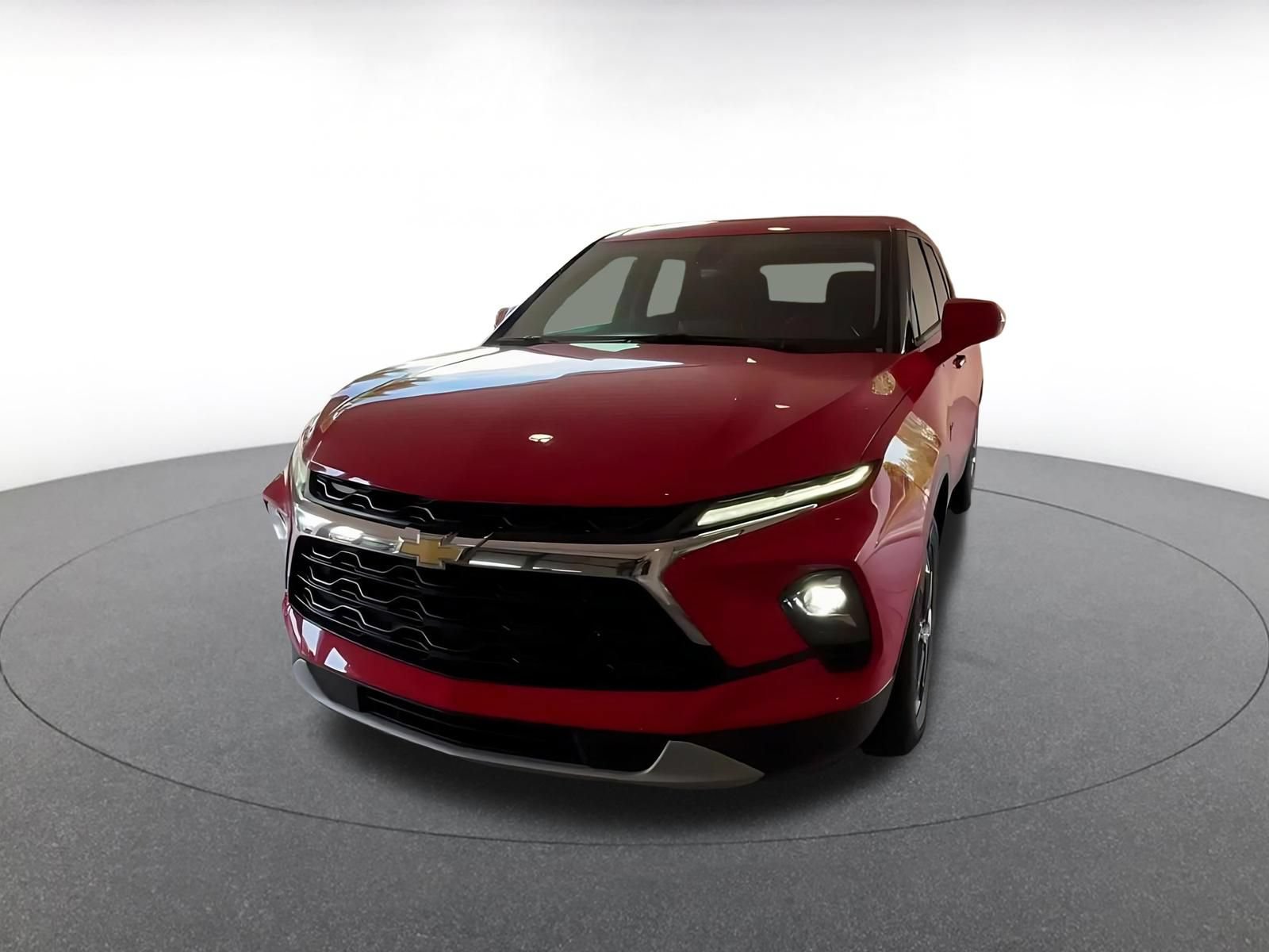 Used 2025 Chevrolet Blazer LT FWD image 5