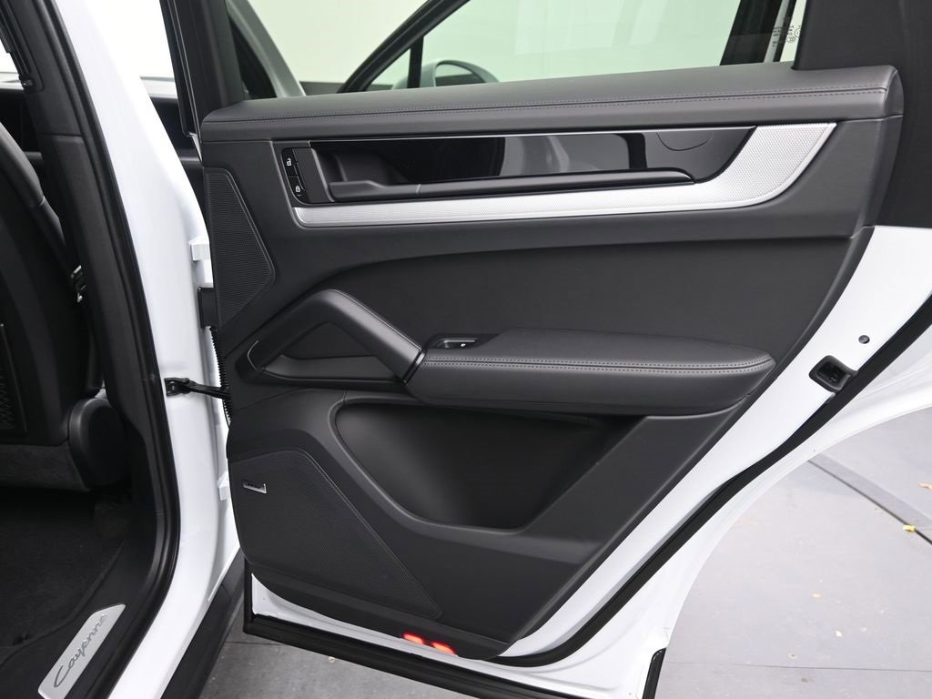 New 2026 Porsche Cayenne Coupe image 15