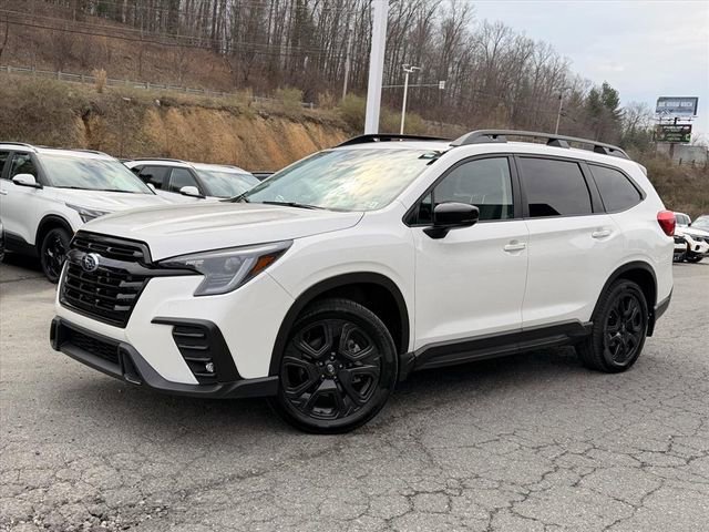 Used 2024 Subaru Ascent Onyx Edition image 2