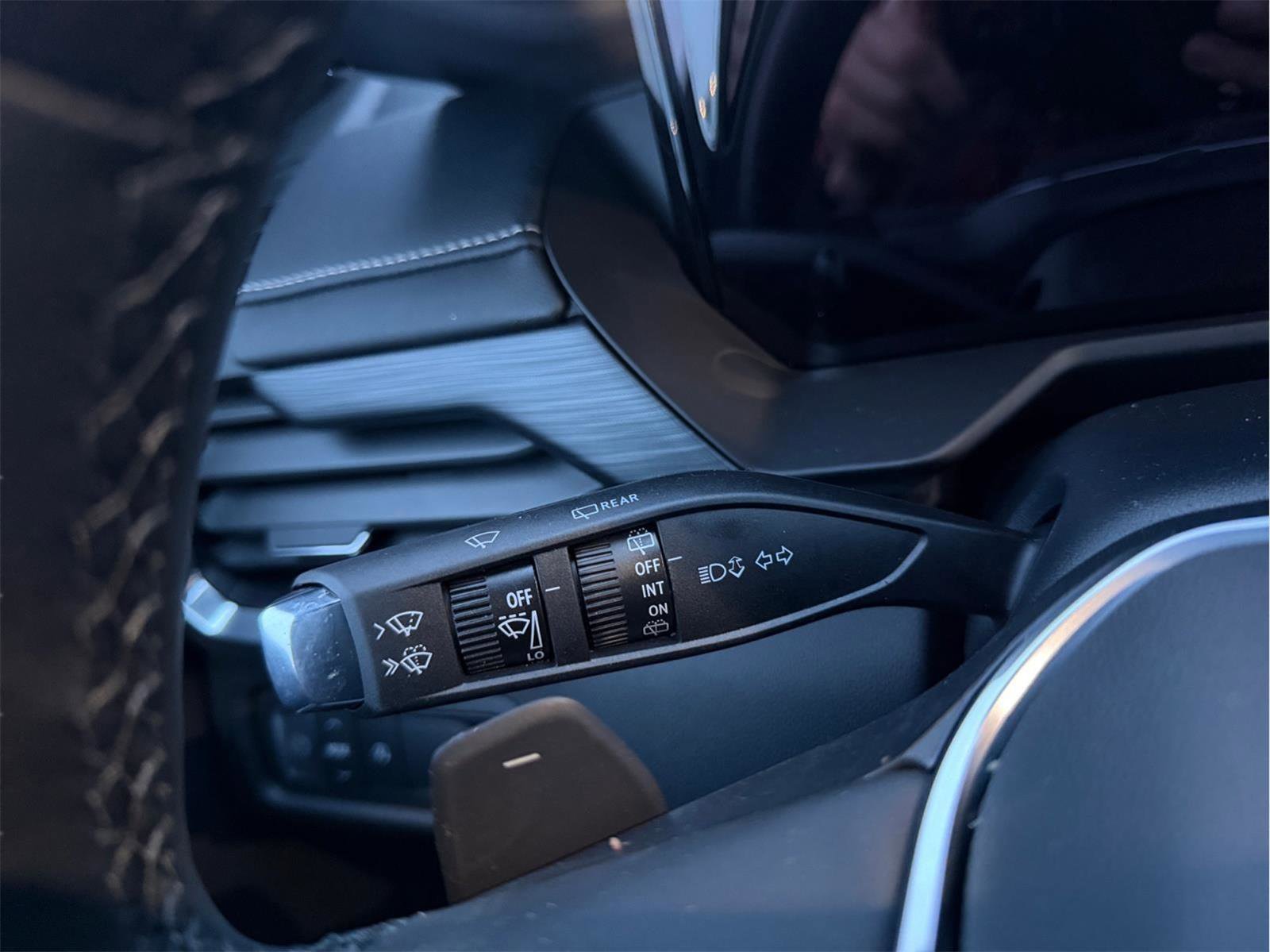 New 2026 GMC Acadia Elevation FWD image 31