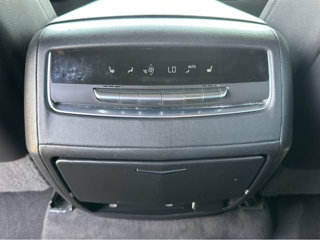 Certified 2022 Cadillac Escalade ESV Sport AWD/4WD image 9