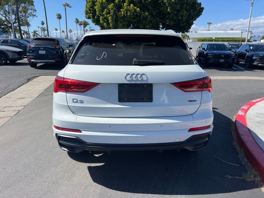 Used 2020 Audi Q3 2.0T Premium AWD/4WD image 3