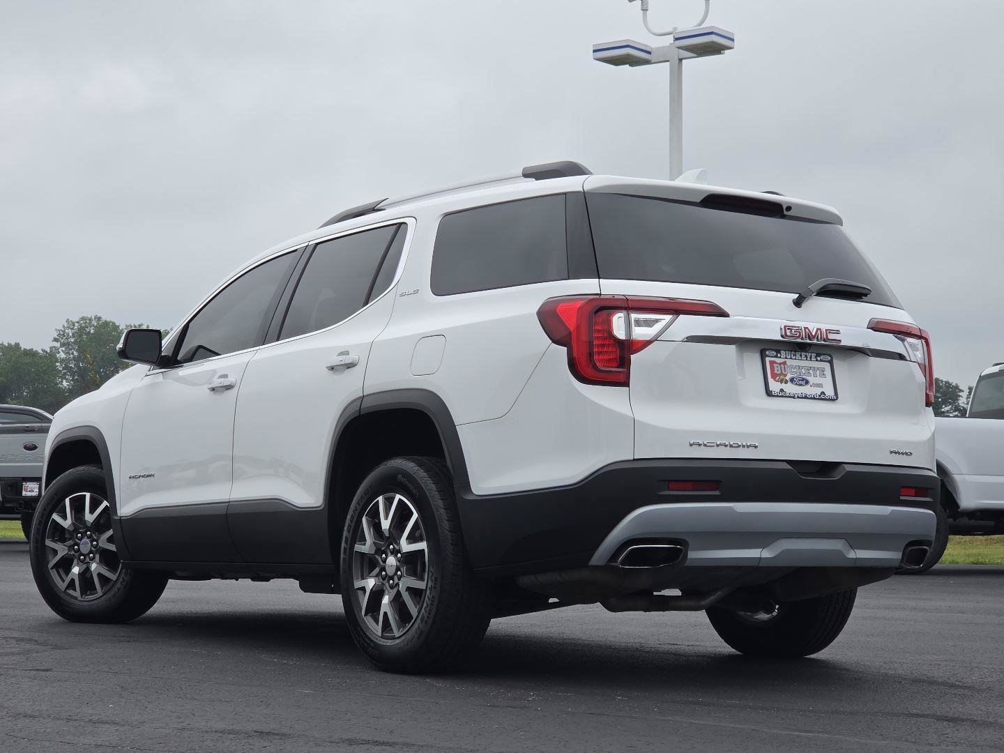 Used 2023 GMC Acadia SLE w/ Driver Convenience Package AWD/4WD image 17