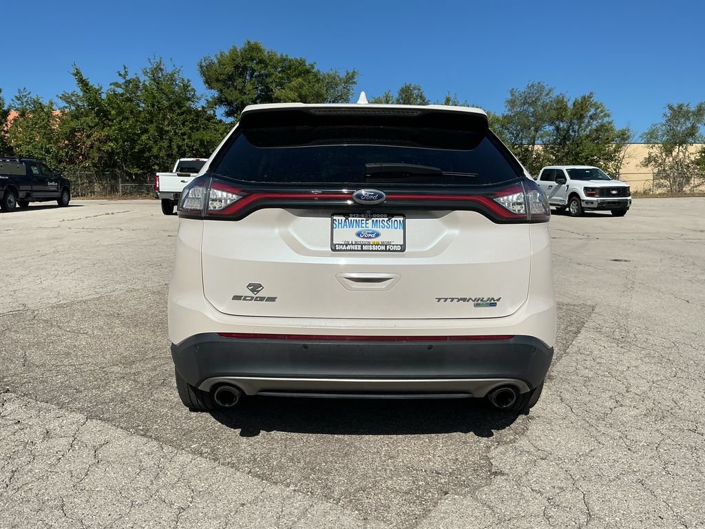 Used 2017 Ford Edge Titanium AWD/4WD image 3