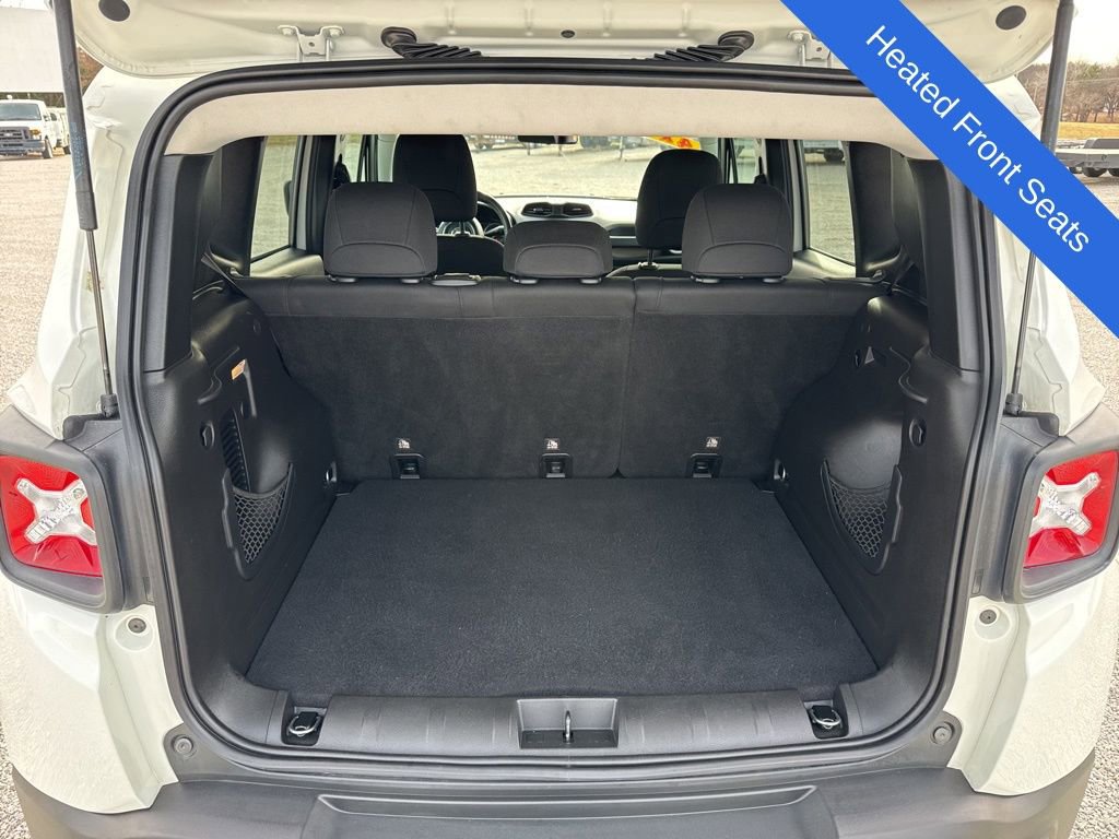 Used 2020 Jeep Renegade Latitude w/ Cold Weather Group image 13