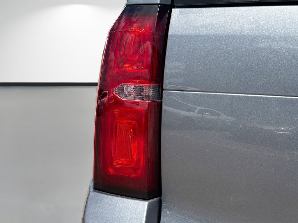 Used 2019 Chevrolet Tahoe LT w/ Texas Edition Package AWD/4WD image 10