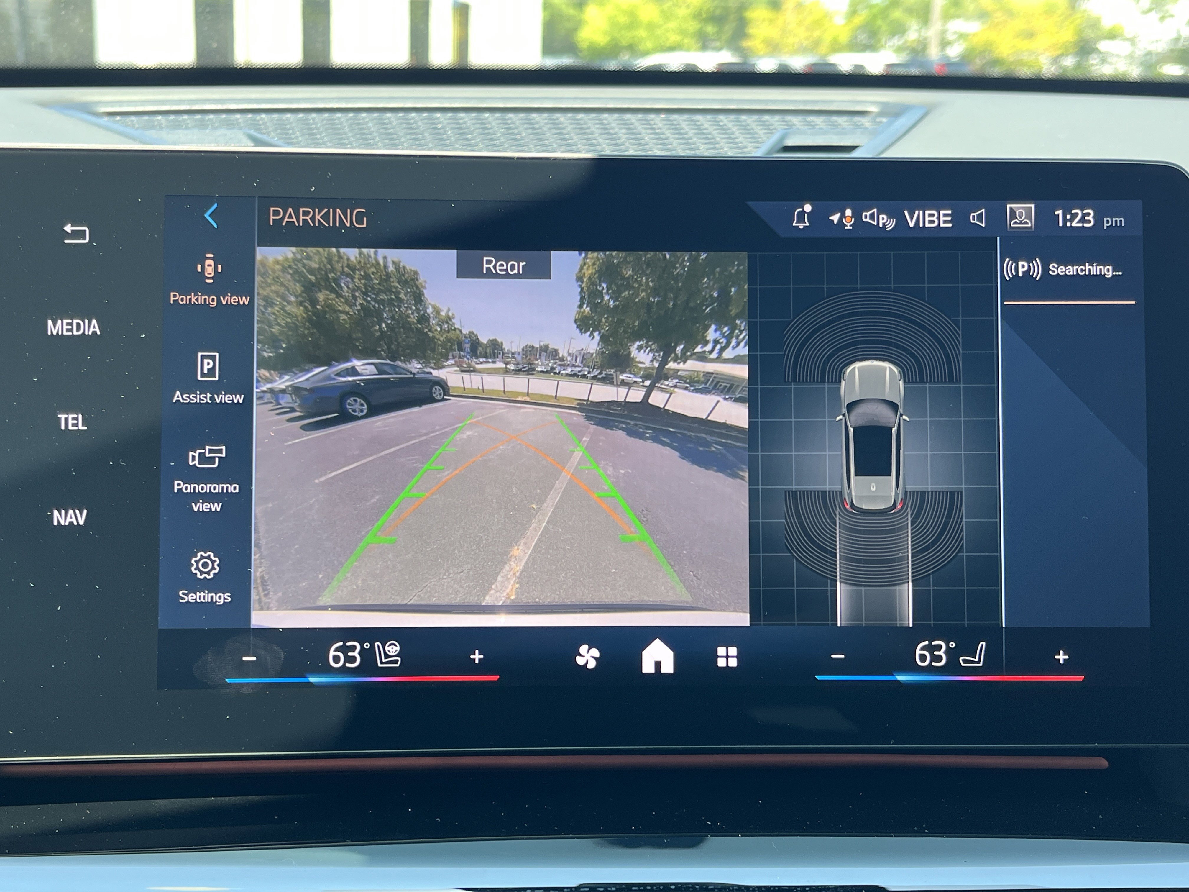 New 2026 BMW X1 xDrive28i w/ Convenience Package image 4