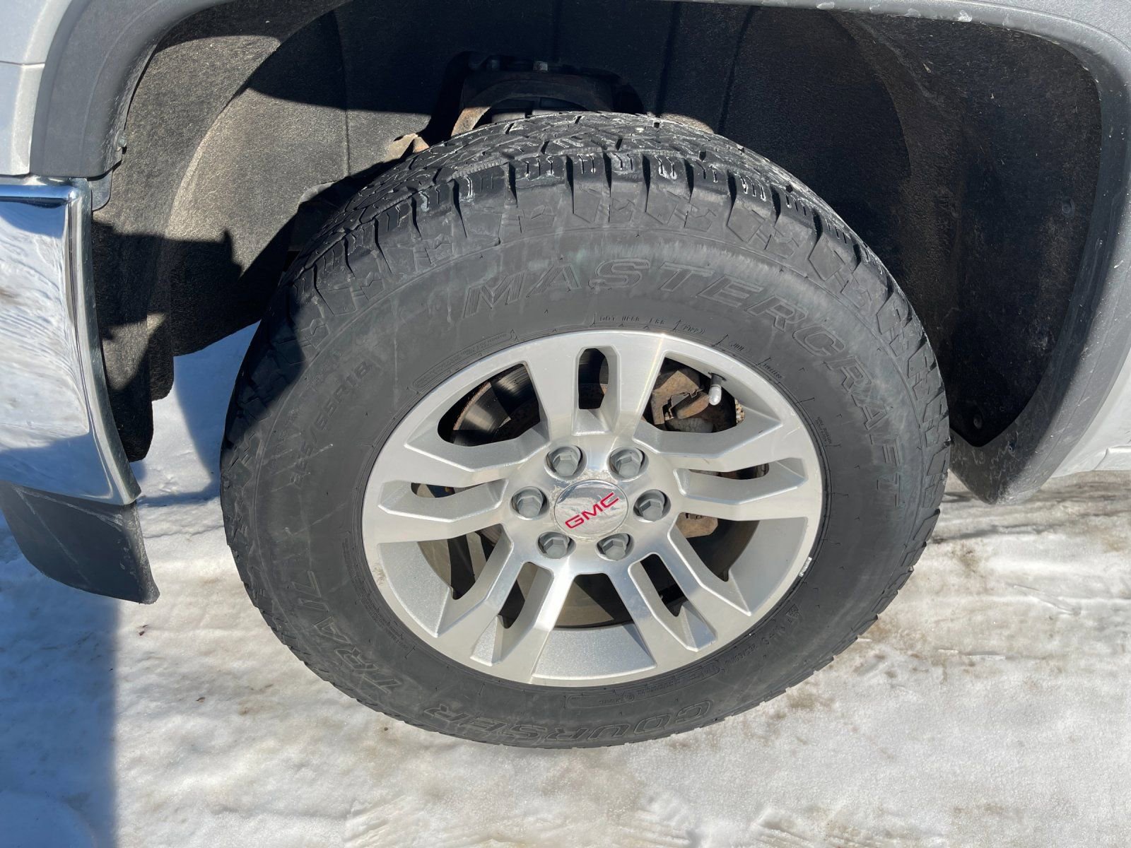 Used 2017 GMC Sierra 1500 4x4 Regular Cab w/ Sierra Convenience Package image 8