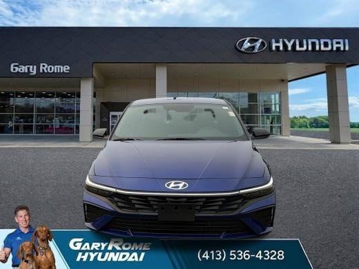 Certified 2025 Hyundai Elantra SEL FWD image 11