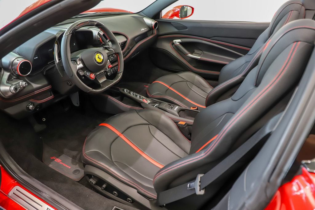 Certified 2022 Ferrari F8 Tributo RWD image 36