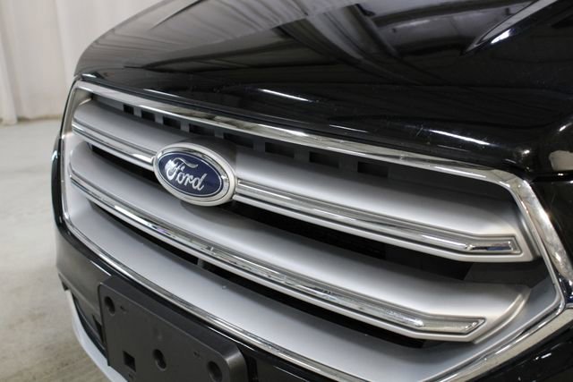 Used 2017 Ford Escape SE image 33