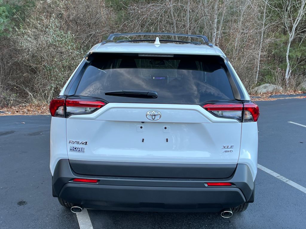 New 2025 Toyota RAV4 XLE w/ Convenience Package image 4