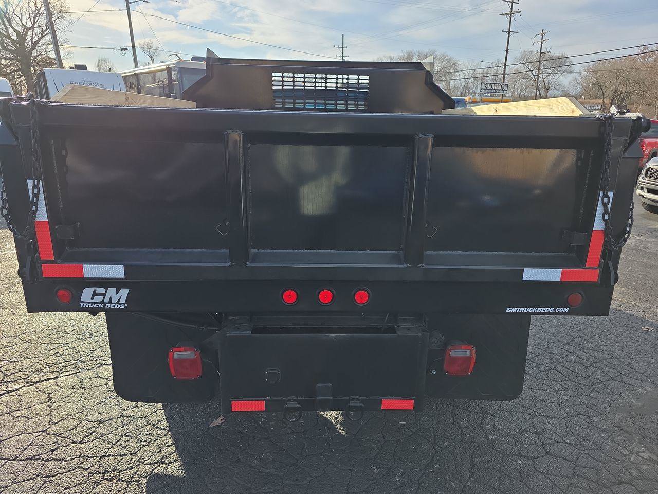 Used 2001 Ford F550 4x4 Regular Cab Super Duty image 14