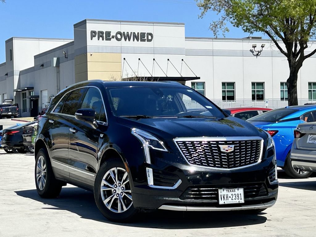 Used 2021 Cadillac XT5 Premium Luxury image 2