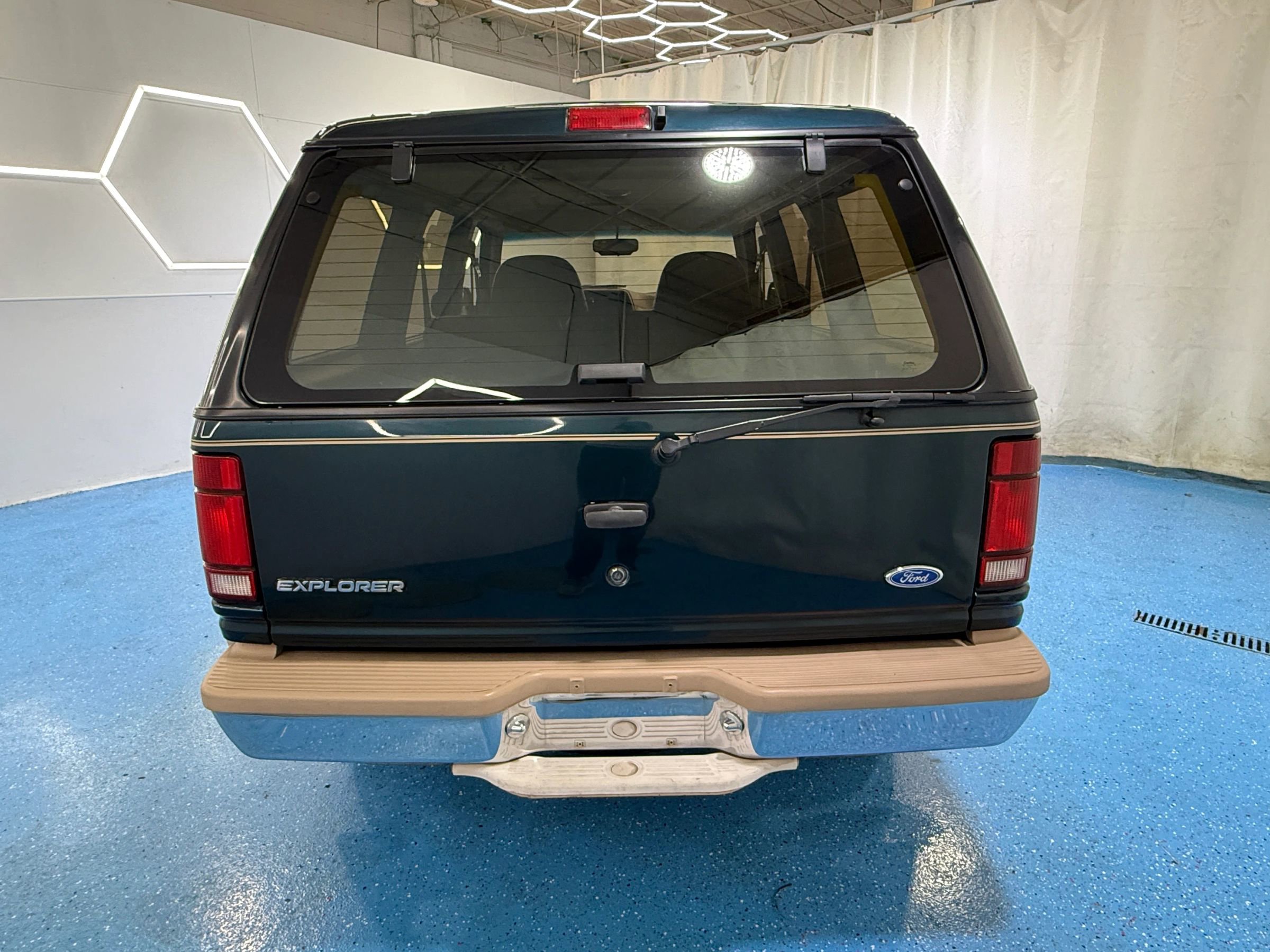 Used 1994 Ford Explorer 4WD 4-Door image 7